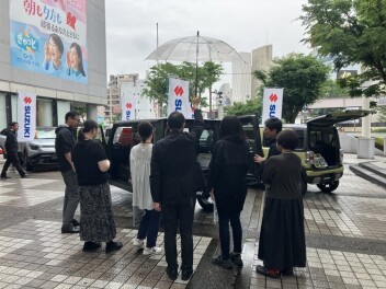 『スズキ自販福岡 × JVCケンウッド』車両展示会 in KBC九州朝日放送 公開空地☺